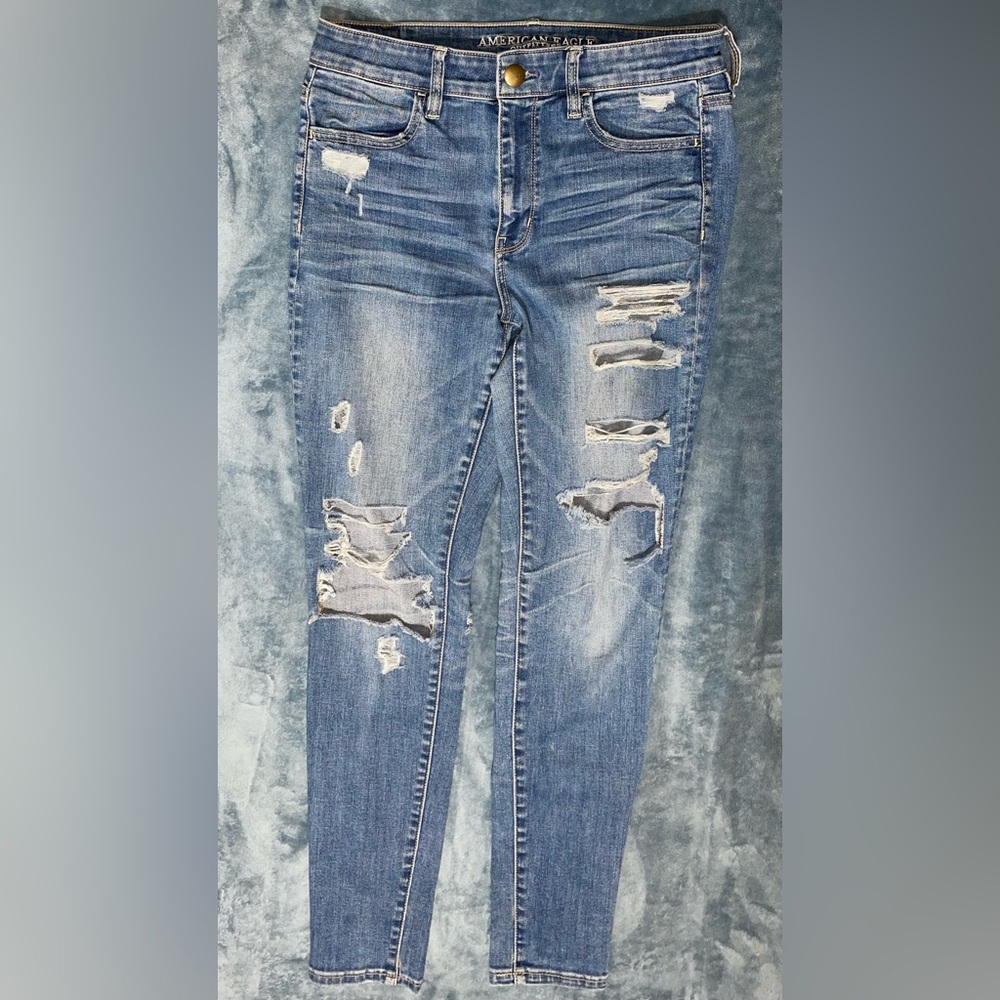 medium wash distressed jeans